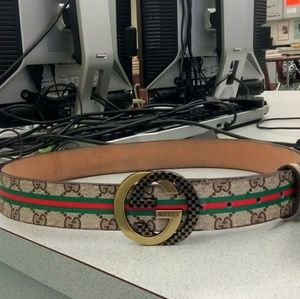 Gucci belt